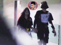 吴亦凡恋情疑曝光，与长发美女共度二人时光