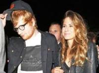 艾德希兰宣布订婚,粉丝纷纷为其送上祝福