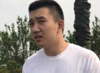 主播打女友被拘留，起因况是直播打游戏时输了