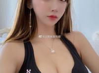 [过期的米线线喵]厨娘装露背毛衣私照合集百度云crs014（免费）