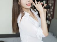 24岁汽车销售员，吃鸡美少女