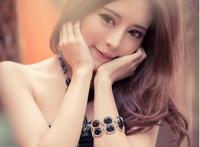 最高的情妇，大眼正妹