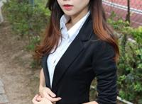 吉崎ありす的户外职业装