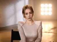 贵州十大明星 龚琳娜上榜,第一是宁静