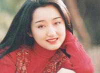 杨钰莹十大经典歌曲排行榜：《深秋》上榜，第二温柔且动听