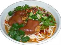 河源十大小吃店：东江河鲜馆上榜，磷记猪脚粉第一