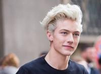 全球十大颜值最高的男模，个个都是让你舔屏的美男子