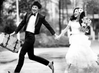 婚纱要去哪里买好？实体店和网店哪个好？有什么区别吗？