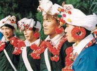 德昂族的传统婚俗有哪些？要准备什么东西？