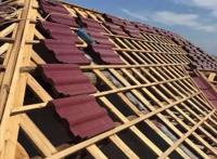 农村建房，房顶现浇好还是盖彩瓦好？