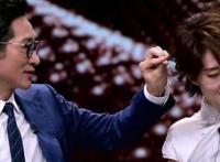 刘敏涛老公是王劲松吗?演员刘敏涛婚史及感情经历