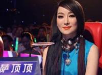 萨顶顶个人资料简介,萨顶顶假唱转话筒事件