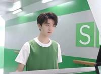 王俊凯和杨幂在一起是真的吗(王俊凯喜欢谁)