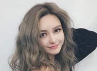 周扬青家庭背景曝光，周扬青家里做什么的