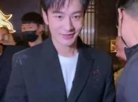 真的黄晓明去哪里了?黄晓明已经不是本人了?