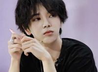 华晨宇的粉丝名叫什么三个(华晨宇出道时间)