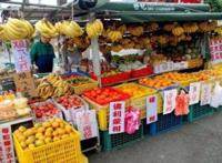 摆地摊卖什么最赚钱而且很受欢迎？2020最火的地摊经济