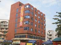 42岁杨钰莹与赖文峰旧照曝光（图）