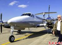 在美国有多少收入可以玩私人飞机？