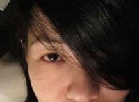 小S自拍“高潮眼”床照再掀情色风暴（图）