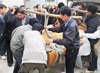 薛锦波遗体告别仪式在陆丰举行