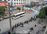 浙江织里发生一起因征税引群体性事件 警车被烧(图)