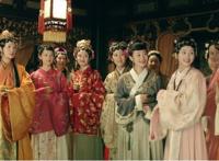 杨幂曾自曝新红楼潜规则