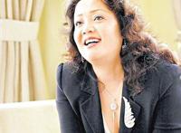 曝港法院下令冻结大S婆婆俏江南创始人张兰资产