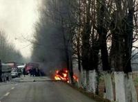 美娟心语｜江西一村民在镇政府院内驾车撞伤村支书，伤了官府的心快了百姓的意，为啥？