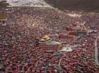 《四川佛学院发生大火》