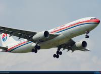 东航空客330飞机在悉尼起飞破了一个硕大的洞，这种发动机已发生过多起同样的事故！