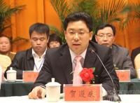 “维稳硕士”贺遵庆，也是“火箭干部”？