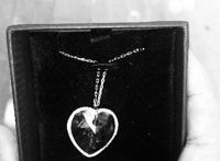 施华洛世奇饰品千元水晶实为玻璃 工商介入调查