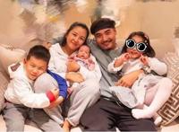 何洁虽然做音乐不如李宇春张靓颖，但男人缘和生育能力却秒杀两位