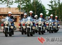 《十八届三中全会决定》提出理顺城管执法体制 提高执法水平