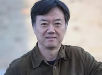 南大教授怒批计划在秦桧跪像旁添“方方跪像”