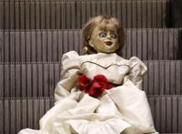 安娜的橱窗背后故事，揭秘人偶安娜小姐的一生(高傲而孤独)