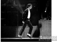 太空步是谁发明的，由迈克尔·杰克逊最先命名(是他的标签舞步)