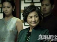 霍仙姑为什么跪闷油瓶,闷油瓶是她救命恩人(为报恩而跪)