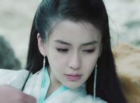 angelababy整容前方脸塌鼻梁厚嘴唇，前后照片大对比