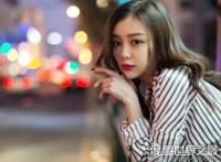 汪小敏资料简介，曾被封为最美春晚女神(如今却无人问津)