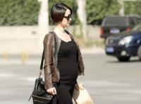 马伊俐的前任老公管虎，两人结婚生子后离婚嫁文章