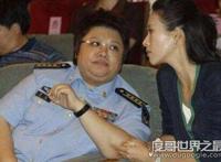 韩红和管彤结婚照曝光，卓伟帮澄清没有这回事