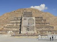 月亮金字塔坐落在哪里，墨西哥城东北(印第安人祭祀月神地方)