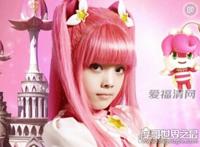 中英混血美少女刘黛希，饰演《巴啦啦小魔仙》凌美雪一角出名