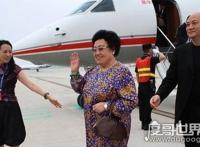 女富豪陈丽华前夫叫王友发，因婚内出轨导致两人离婚