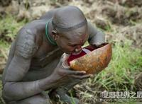 世界上最奇葩的民族，世界十大奇葩民族(颠覆你的认知)