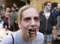 2035丧尸病毒预言是真的吗，当然是假的(实为商业炒作)