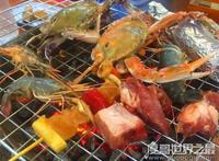 日常说的bbq是什么意思，指户外烧烤(来源于法国海盗的烤全羊)