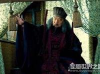 历史上的董卓怎么死的，被吕布亲手所杀(株连三族)